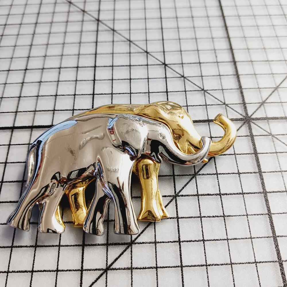 Brooch Pin VTG Liz Claiborne Silver Gold Tone Elephant Safari Animal 80s 90s
